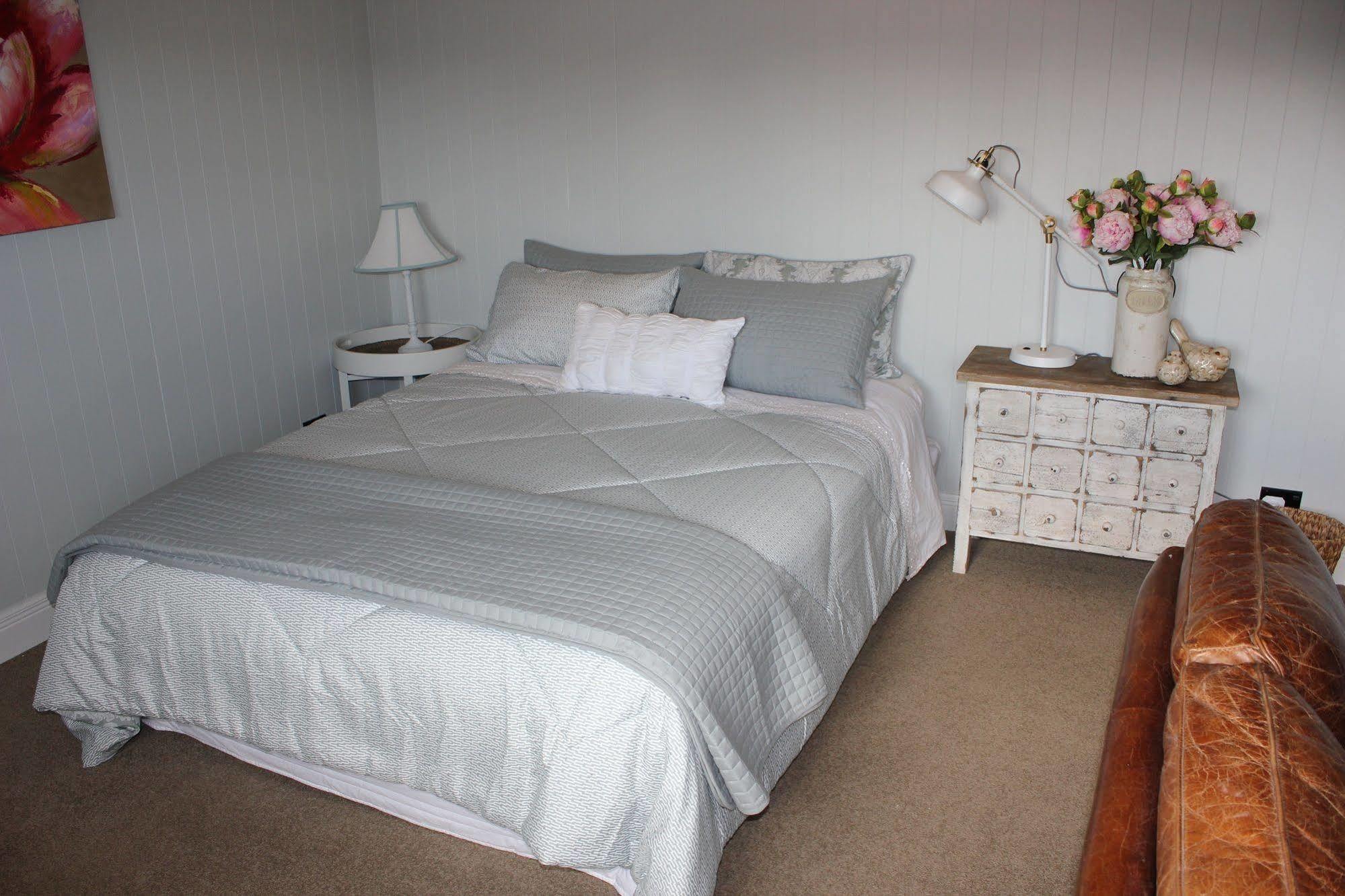 ケンブリッジ Prairies Grange Bed & Breakfast エクステリア 写真